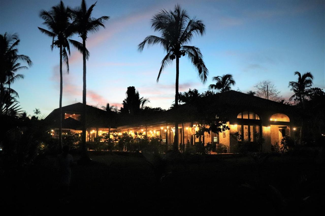 Island View Beachfront Resort 安达 外观 照片