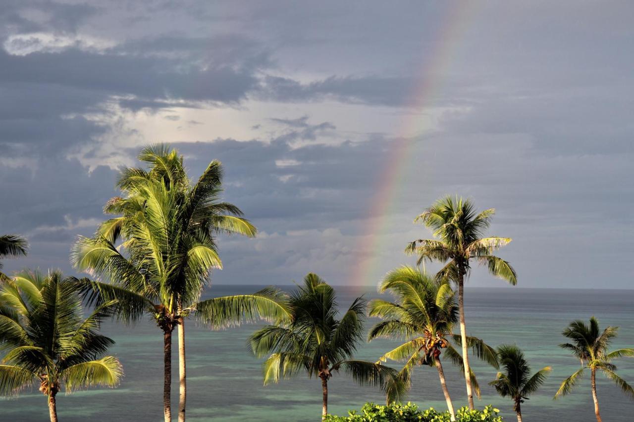 Island View Beachfront Resort 安达 外观 照片