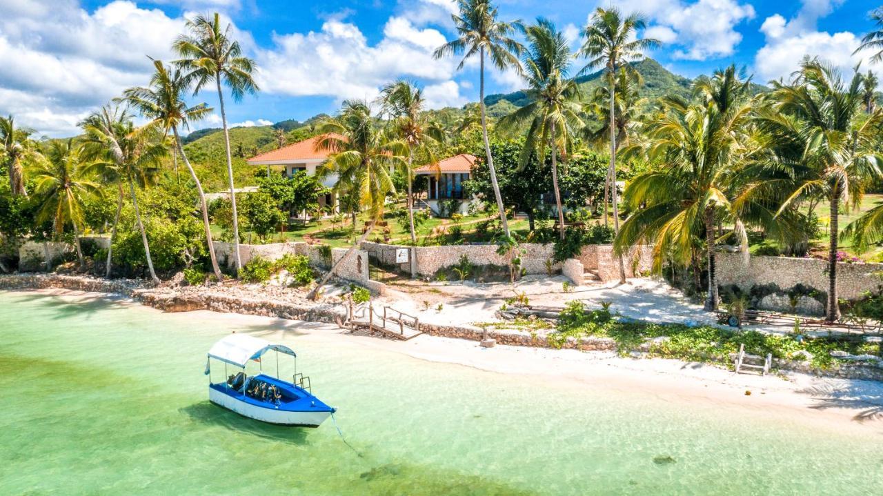 Island View Beachfront Resort 安达 外观 照片